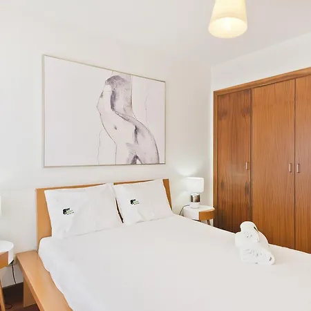 Bmyguest - Garage Апартаменты